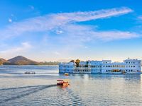 Sống như nữ hoàng tại những khách sạn lâu đài đẹp nhất thế giới