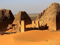 Khám phá những kim tự tháp độc đáo chỉ có ở Sudan