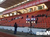 'Chảo lửa' Lạch Tray sắm màn hình khổng lồ 180m2 phục vụ 20.000 khán giả cổ vũ U22 Việt Nam
