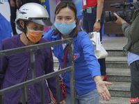Đà Nẵng: Ấm lòng 'hạt gạo tình thương' từ… 'ATM gạo Thành đoàn'
