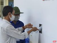 Đà Nẵng: Ấm lòng 'hạt gạo tình thương' từ… 'ATM gạo Thành đoàn'