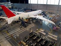 Boeing mở lại nhà máy lắp ráp máy bay 'Giấc mơ'