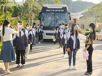 Học sinh các cấp học trong tỉnh trở lại trường sau thời gian nghỉ phòng, chống dịch COVID-19