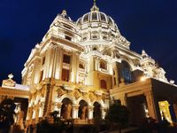 Chiêm ngưỡng lâu đài mạ vàng gây choáng của đại gia Ninh Bình