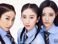 Top 20 'Thanh Xuân Có Bạn 2' chụp 'ảnh tốt nghiệp' lên hẳn tạp chí Harper's Bazaar Trung