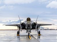 Mỹ có nữ phi công F-35A đầu tiên