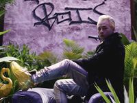 Ba vòng chuẩn đét, nữ chính trong MV rapper Binz lộ danh tính