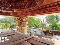 Ngả mũ 'bái phục' loạt lâu đài đồ sộ của đại gia phố núi
