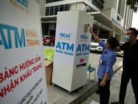 'ATM khẩu trang' nhận diện khuôn mặt, phục vụ miễn phí người dân