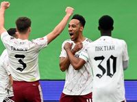 Thua luân lưu, Liverpool nhìn Arsenal giành Siêu cúp Anh