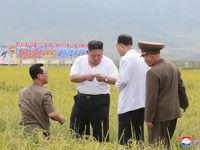 Triều Tiên bình dân hóa hình ảnh của ông Kim Jong Un