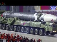 Chiến thuật của Kim Jong Un qua màn phô diễn sức mạnh quân sự