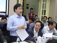 Cần thiết thì điều động máy bay trực thăng cứu trợ bà con miền Trung