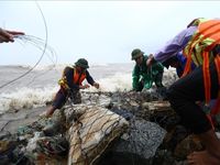 Tình hình mưa lũ ngày 21/10: Tập trung khắc phục hậu quả mưa lũ, ứng phó bão số 8