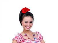 Ninh Dương Lan Ngọc ngày càng xinh đẹp và mặc táo bạo hơn ở tuổi 30