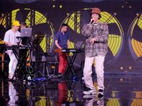 Binz khuấy động khán phòng 'Music Home'