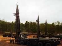 Hình ảnh kho vũ khí hàng đầu Việt Nam với tên lửa Scud và S-300
