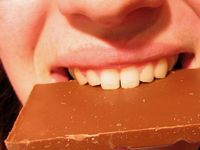 7 lợi ích tuyệt vời khi bạn ăn socola vào bữa sáng