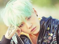 Màu tóc thay đổi như tắc kè hoa của thần tượng K-pop: BTS, Twice, Blackpink…