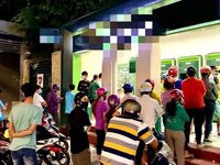 Ám ảnh ngày cận Tết đi rút tiền ở ATM, dân mạng kêu trời