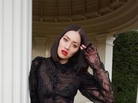Top 10 sao nữ có gương mặt thời trang nhất châu Á: Grace Chow đầu bảng, Lisa (BlackPink) xếp thứ 2
