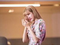 Hình ảnh nóng bỏng của Lisa (Blackpink) trong màn vũ đạo mới