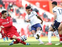 Liverpool ngược dòng thắng nghẹt thở Aston Villa