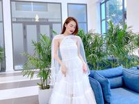 Thời trang gợi cảm của 3 nữ chính phim '1990'