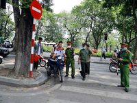Hà Nội xử phạt nghiêm những trường hợp không đeo khẩu trang nơi công cộng