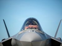 Tàu sân bay của Anh đưa F-35 Mỹ tới thách thức Trung Quốc