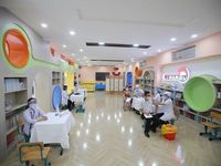 TP HCM tiêm đại trà vắc-xin Covid-19 cho nhiều đối tượng