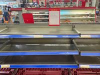 Siêu thị TP.HCM bớt quá tải nhờ phát phiếu hẹn giờ
