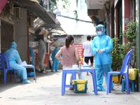 Hà Nội phong tỏa ngõ có 4 ca dương tính nCoV