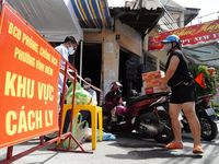Hải Phòng phong tỏa, xét nghiệm 200 người liên quan ca dương tính nCoV