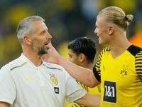 Haaland thăng hoa trong chiến thắng 5-1 của Dortmund