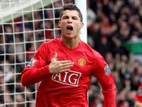 Top 10 cầu thủ hưởng lương cao nhất trong màu áo Man Utd: Ronaldo đầu bảng, Sancho thứ 3