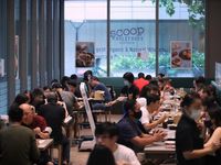 COVID-19 tới 6h sáng 27/9: Ca nhiễm và tử vong mới giảm mạnh trên toàn cầu