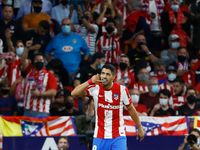 Suarez tỏa sáng giúp Atletico nhấn chìm Barca