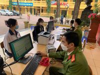 Công an Hà Nội: Kết hợp cấp căn cước gắn chíp và tiêm vaccine mang lại hiệu quả tích cực