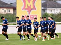 Buổi tập đầu tiên của tuyển Thái Lan trước AFF Cup 2020