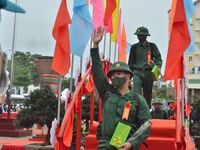 Thanh niên Đà Nẵng háo hức tòng quân