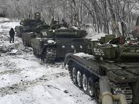 Tấn công dữ dội, Nga chọc thủng phòng tuyến Kharkiv của Ukraine