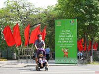 Đường phố Hà Nội trang hoàng chào đón SEA Games 31