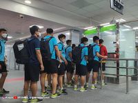 U23 Việt Nam đặt chân đến Uzbekistan, sẵn sàng cho giải U23 châu Á