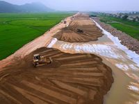 Tập trung tháo gỡ khó khăn, đẩy nhanh tiến độ dự án cao tốc Bắc - Nam