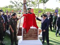 Thủ tướng dự Lễ kỷ niệm 45 năm đánh đổ chế độ diệt chủng Pol Pot