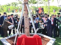 Thủ tướng dự lễ kỷ niệm 45 năm đánh đổ chế độ diệt chủng Pol Pot