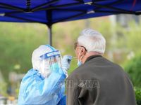 COVID-19 trên thế giới tuần qua: Virus lại lây lan mạnh ở nhiều nơi; Các nước siết chặt phòng dịch