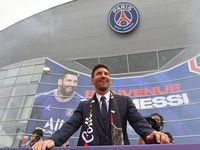 Ronaldo giúp MU nổi tiếng nhất trên mạng xã hội