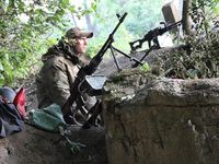 Đạn pháo Nga biến 'sói chiến binh lão luyện' ở Donbass thành… tân binh
